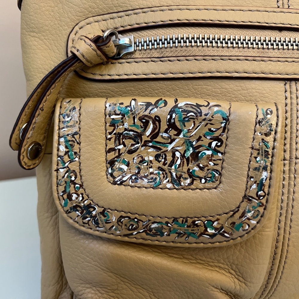 Hand-painted Tignanello Leather Crossbody Handbag - Picture 3 of 7